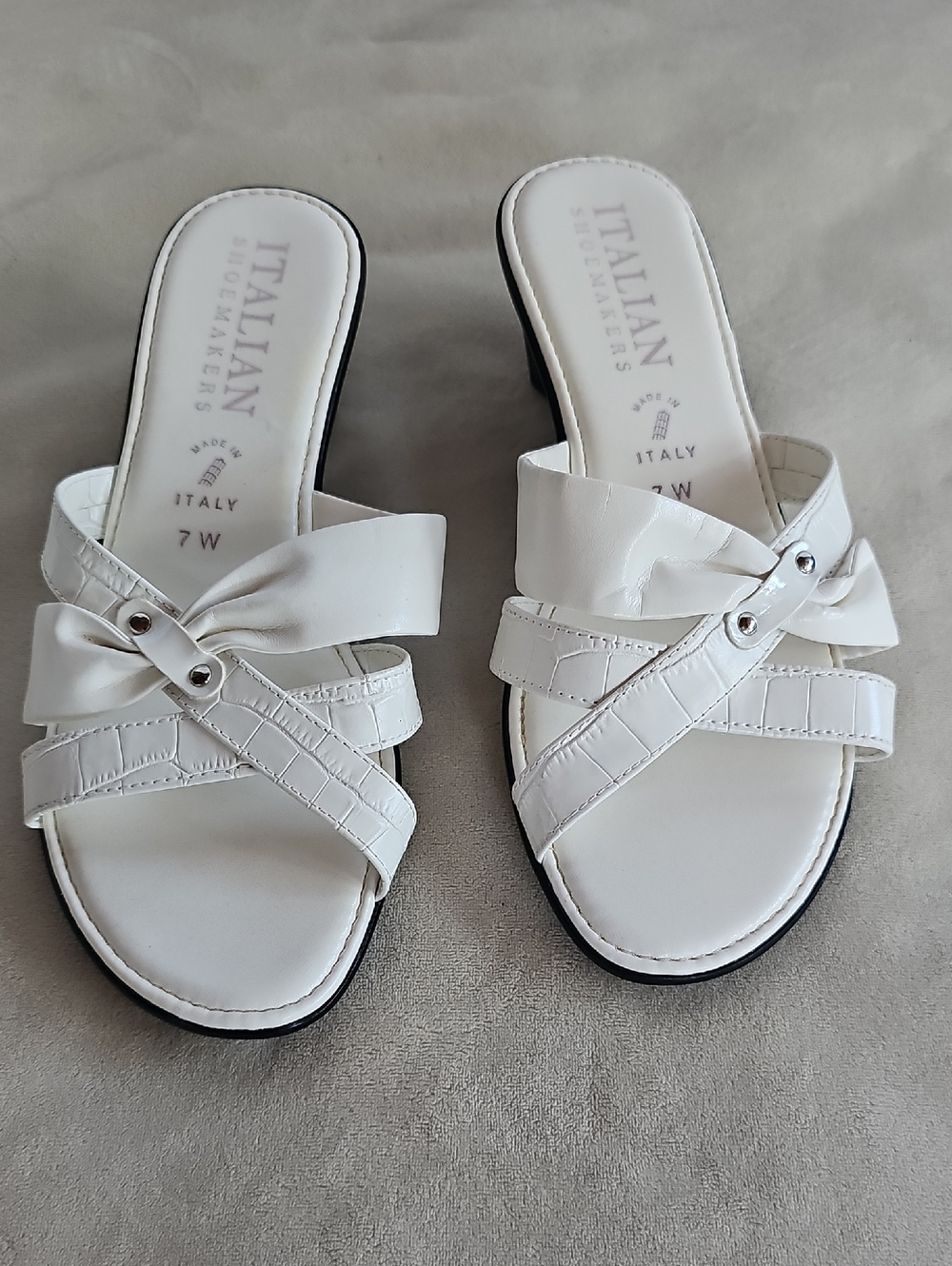 Italian Shoemakers White Leather Knot-Detail Slide Mules